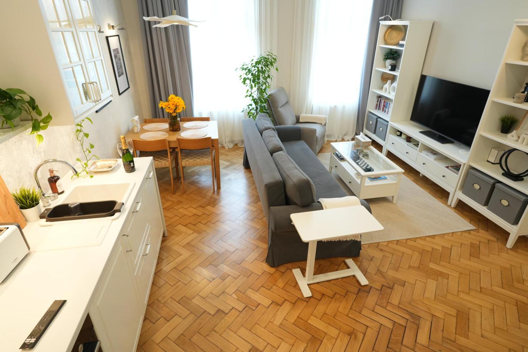 Apartment In Historic Center, Quiet Area, Ac Nagyszeben Kültér fotó